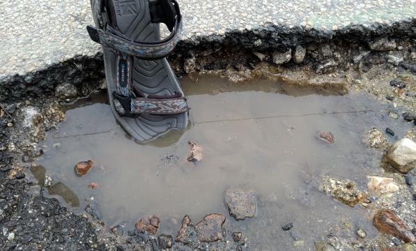 Pothole in Cornwall near Penryn