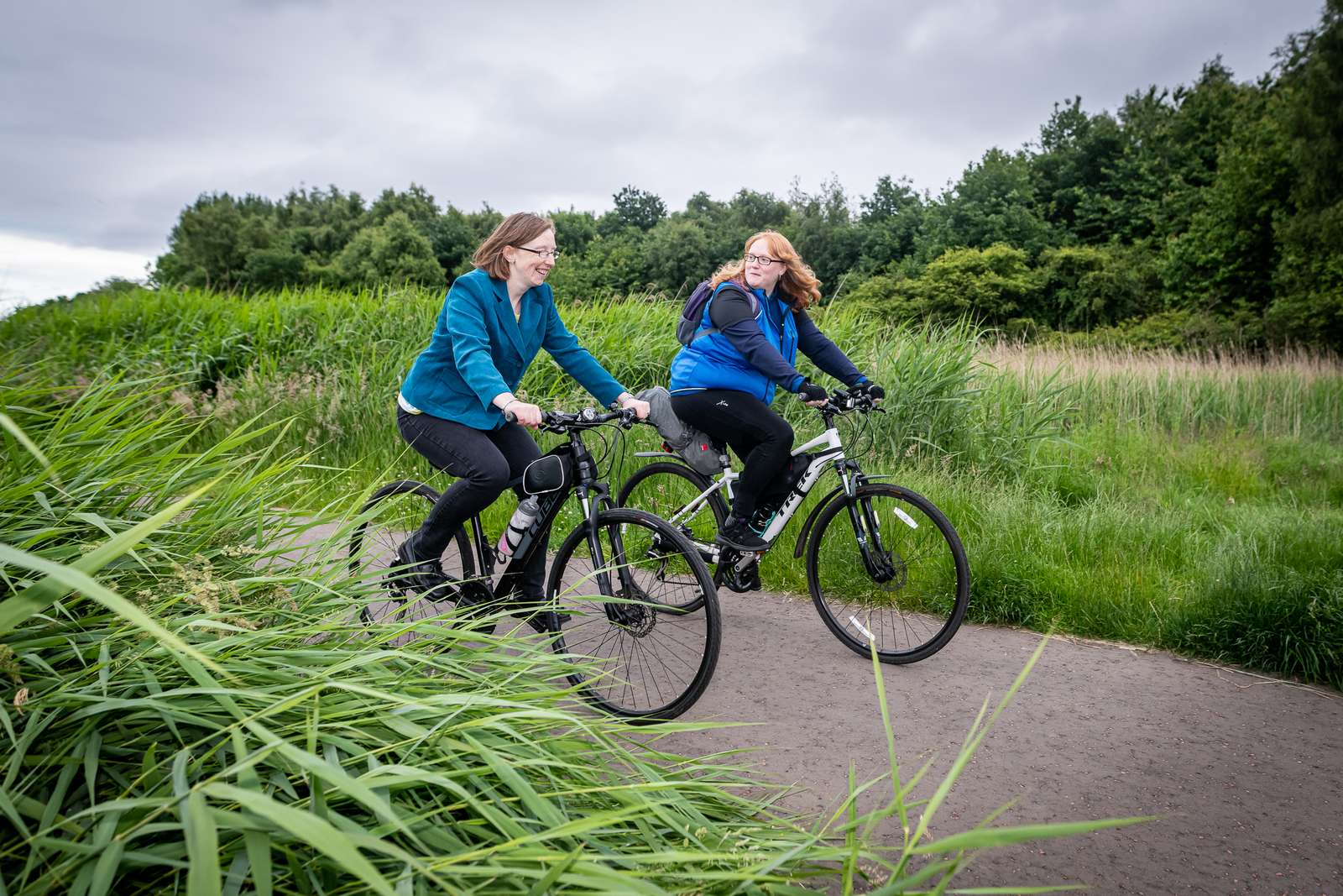 Cycle with friends