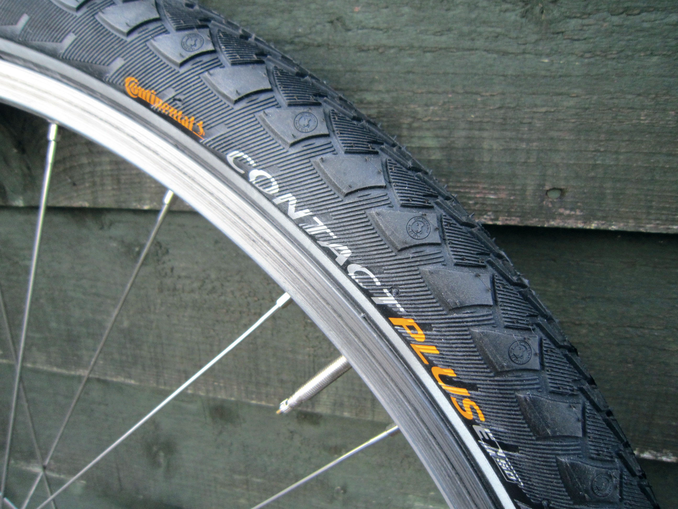 continental contact 700c