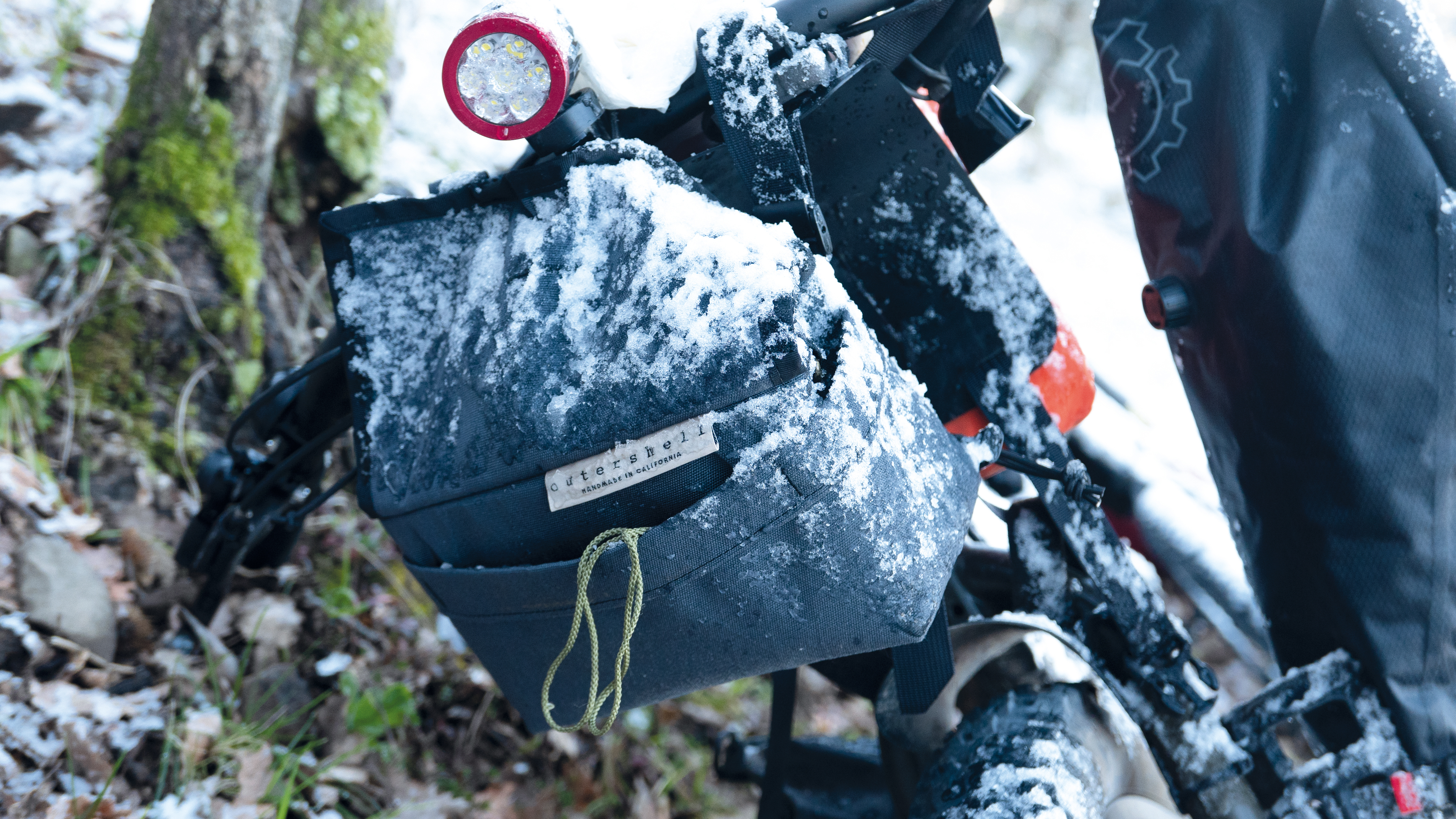drawcord handlebar bag