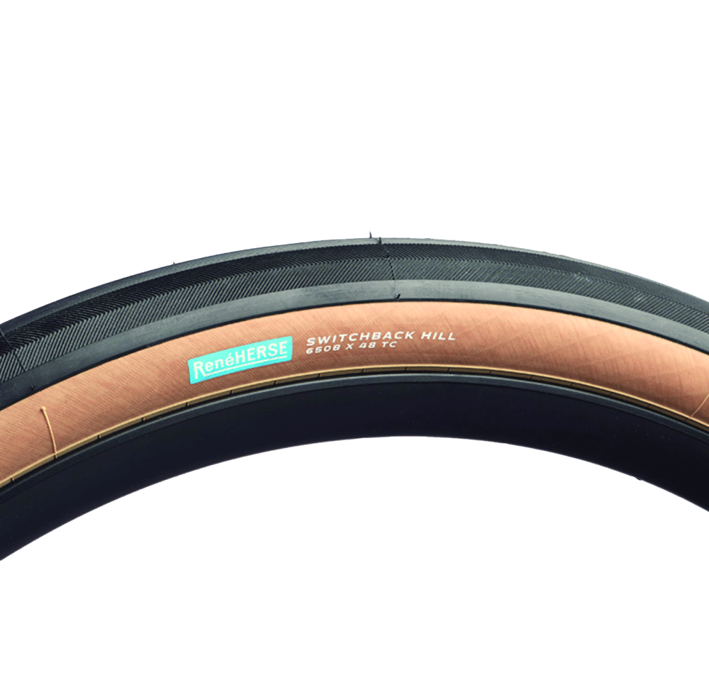 Side profile of a gravel tyre
