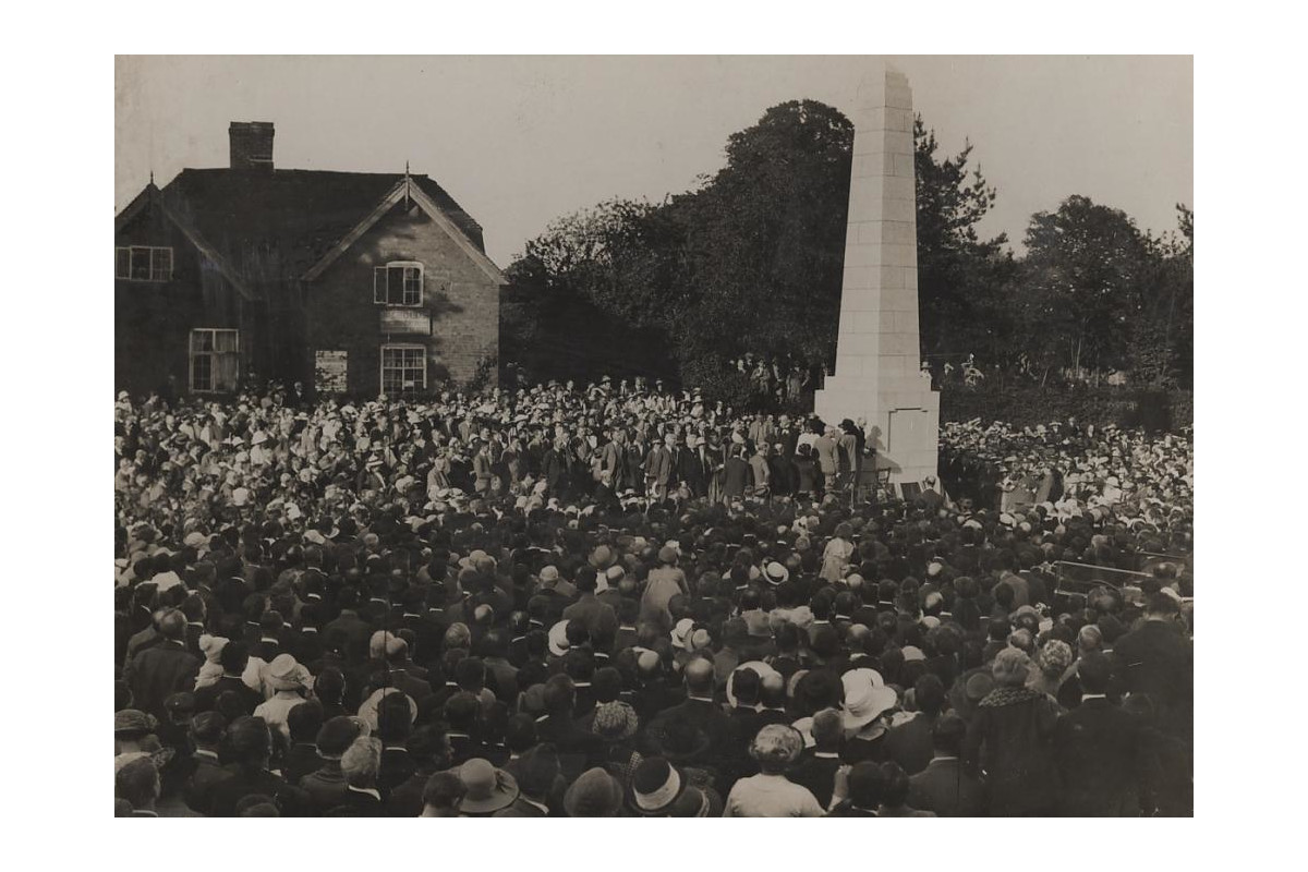 Cyclists war memorial unveiling in 1921