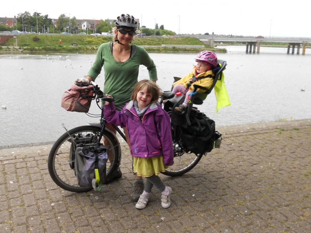 reclining child bike seat