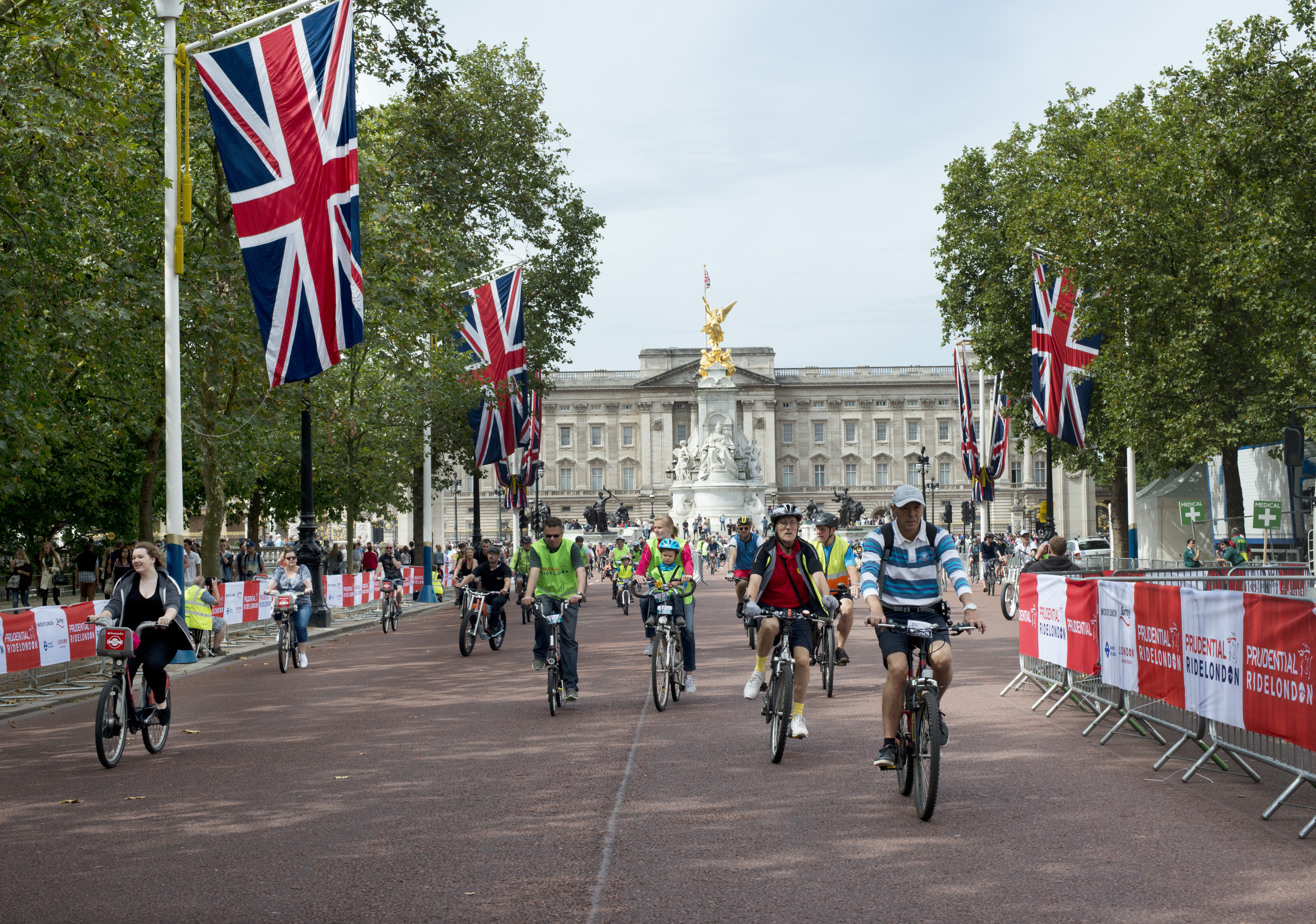 Ride London is packed with icon views