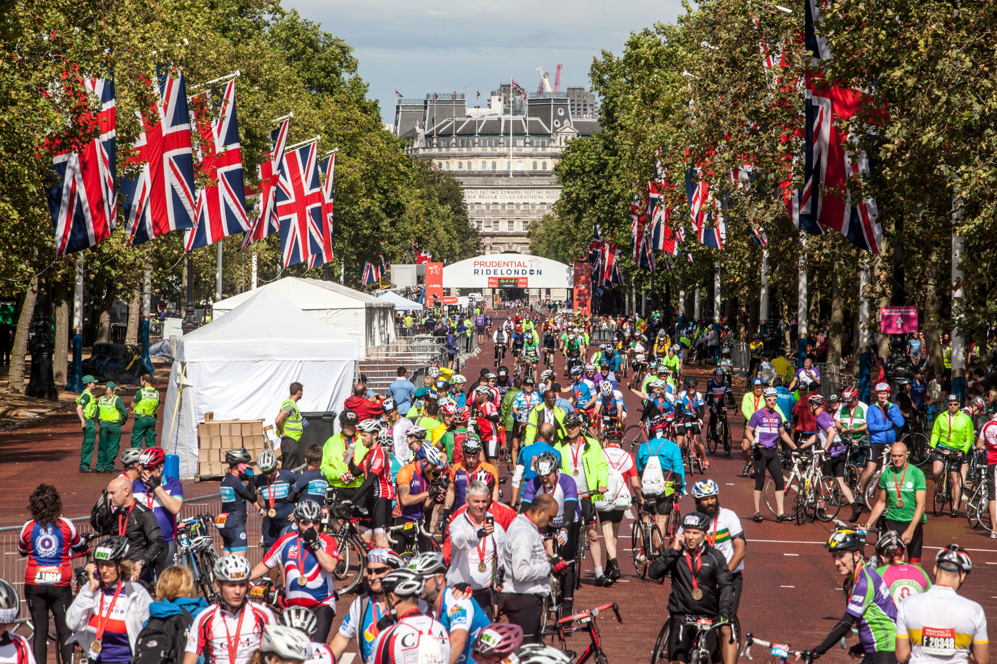 Cyclists on The Mall