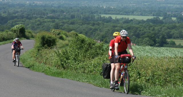 Tandem cyclists