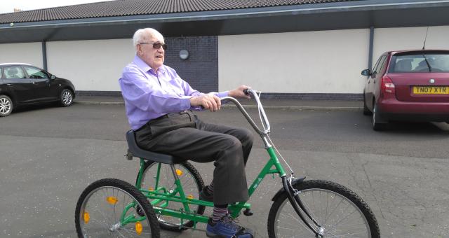 95-year-old Ron out riding