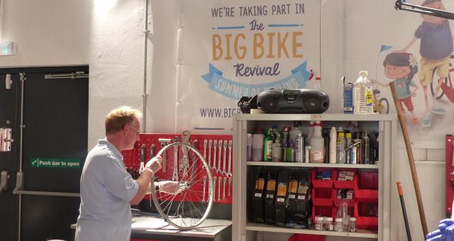 Ian works at the Gloucestershire Bike Project