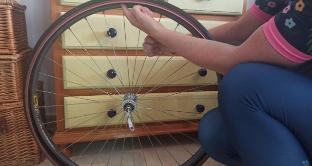 How to fix a bicycle puncture repair classes