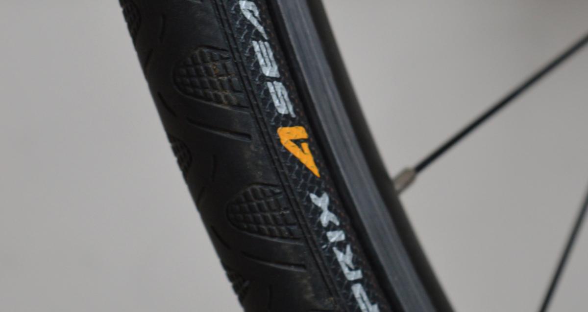 23mm tube sales in 25mm tire