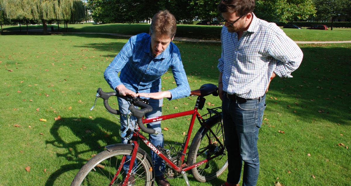 Saddle to handlebar drop deals