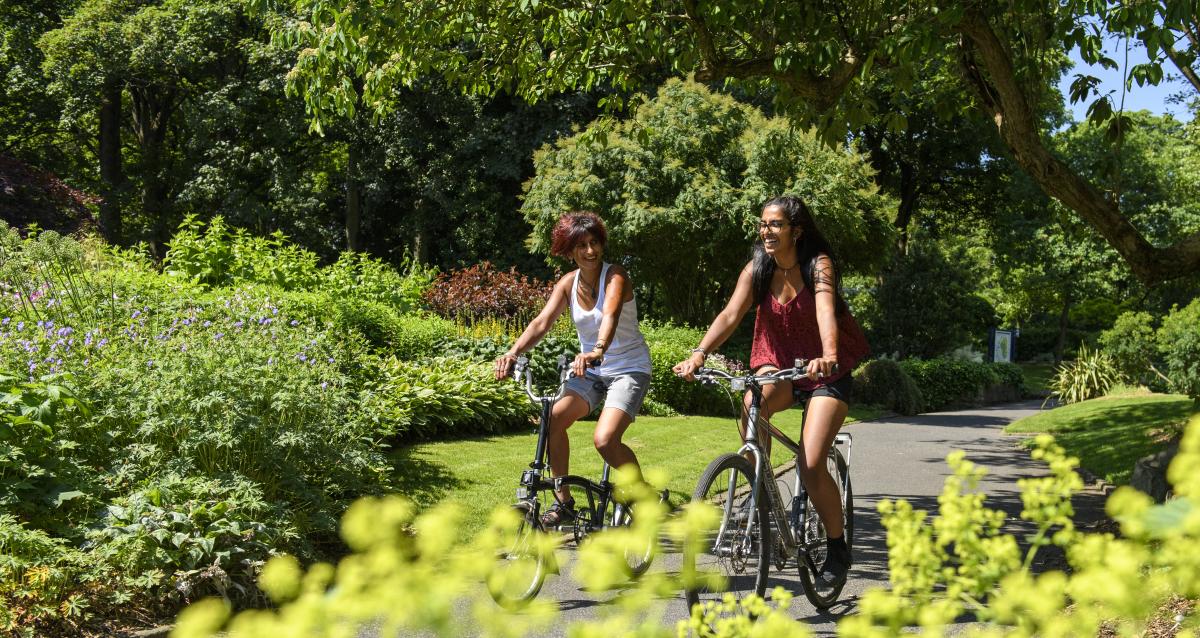 Ladies hot sale bike wear