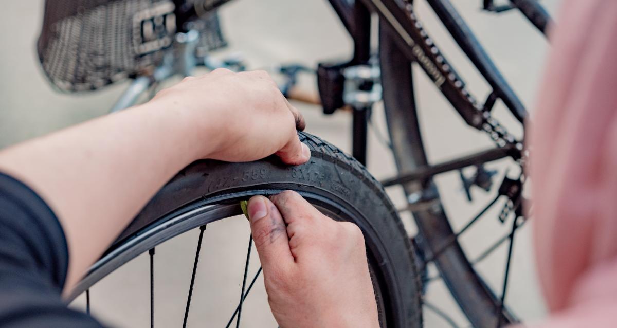 Repairing a sales bike puncture