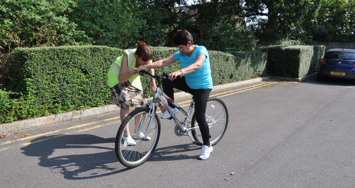 Alicia s story teaching an adult to ride a bike Cycling UK