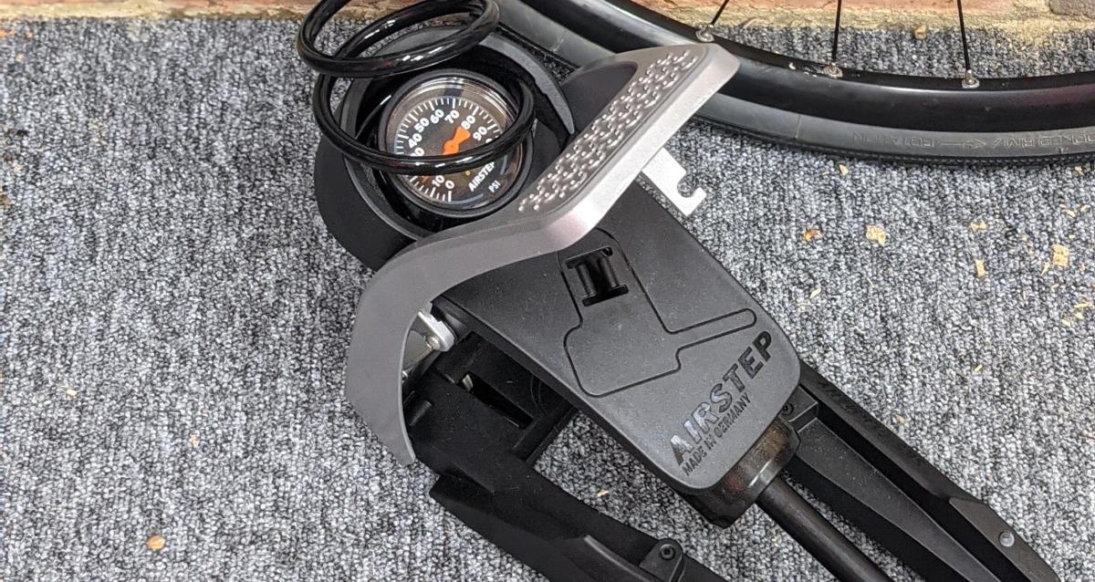 Bike floor pump reviews deals
