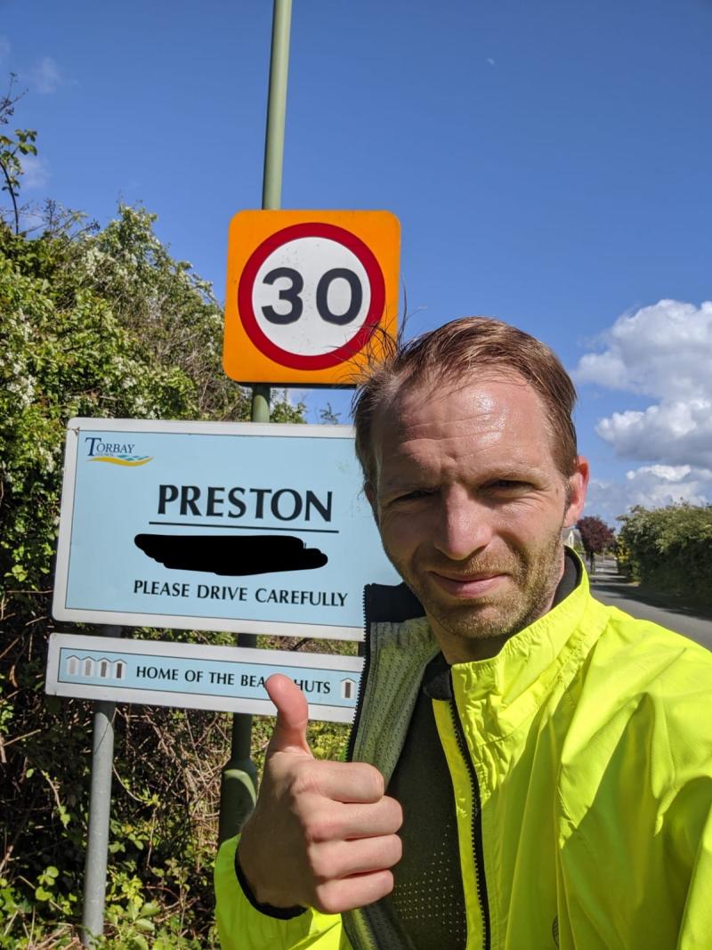 A rider gives iSpysolation the thumbs up. Photo by South Devon CTC