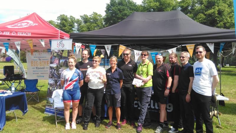 Sir Chris Hoy and Helen Scott visit the Cycling UK stall