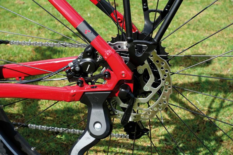 Hydraulic disc brakes of a bicycle