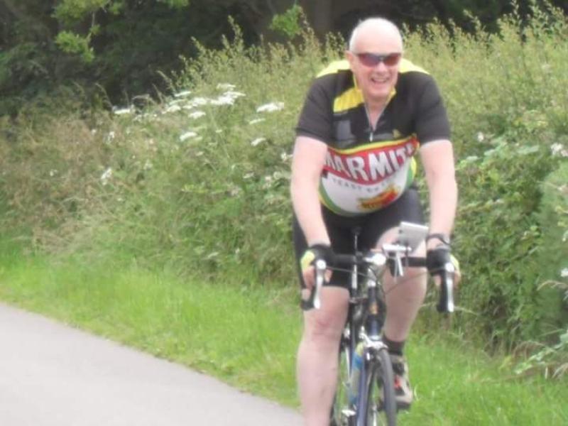 'Marmite Geoff' on his bike
