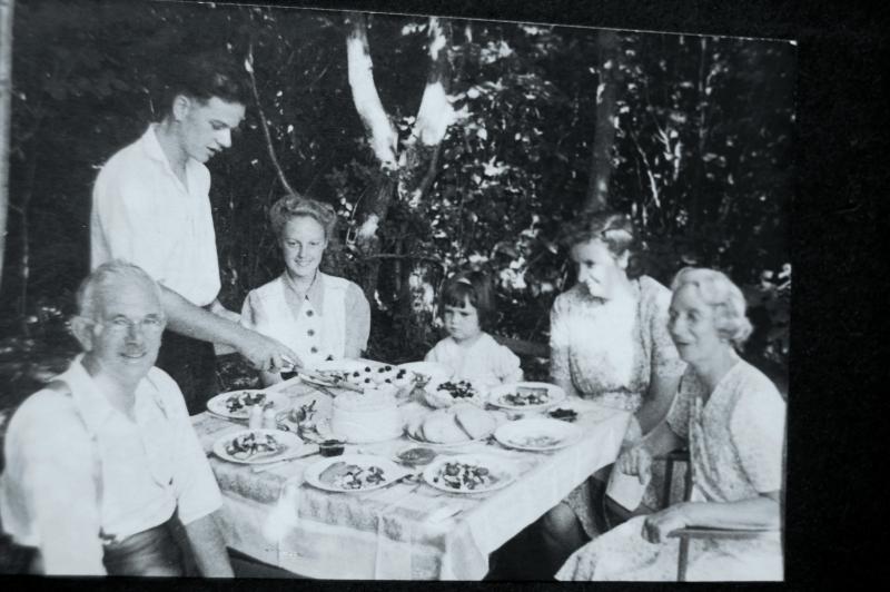 Joyce & Lionel in 1944