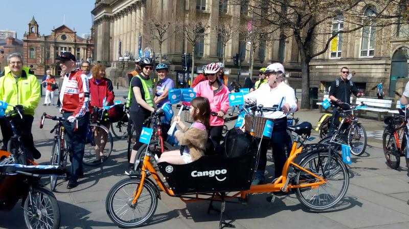 Leeds cyclists gather ahead of local elections