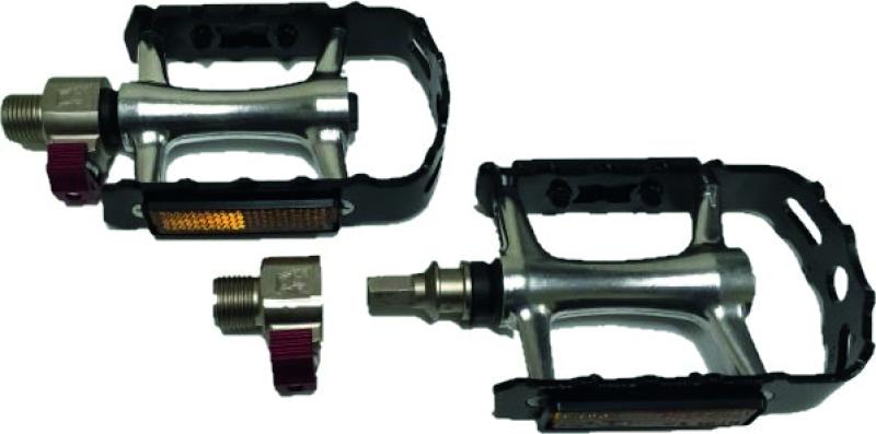 A set of flat bicycle pedals