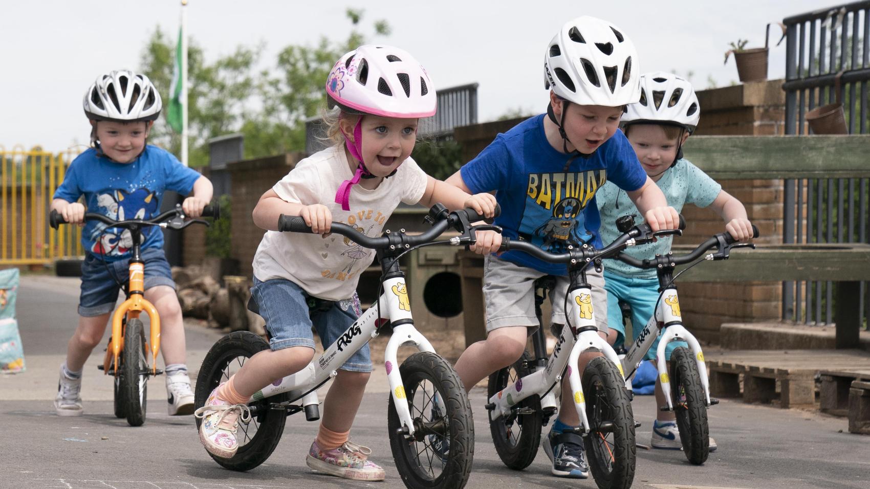 Ditching your child's stabilisers when learning to ride | Cycling UK