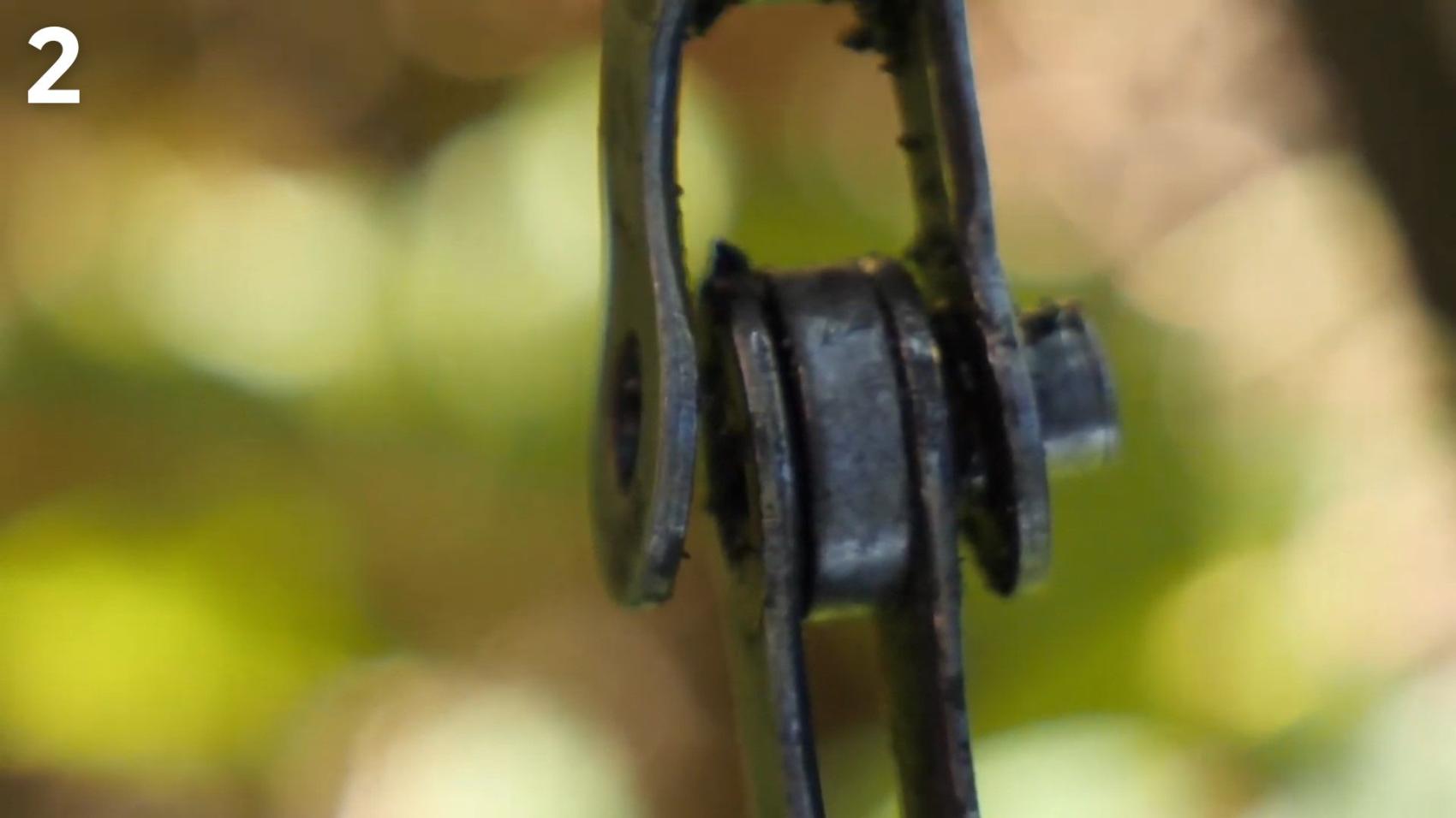 Video guide: How to repair a broken chain | Cycling UK