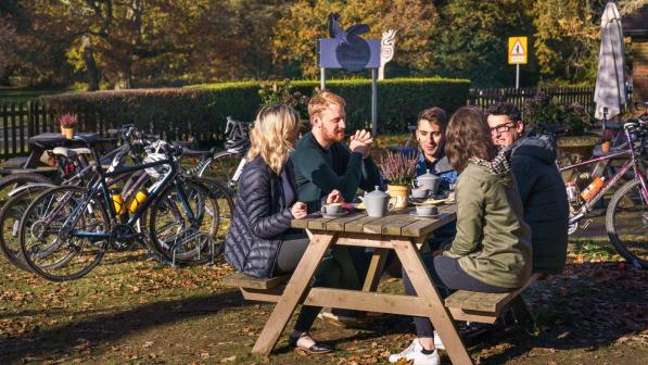 Cyclist Cafe group 