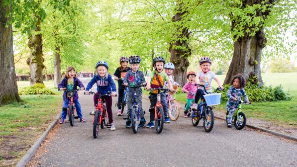 Family top on bikes