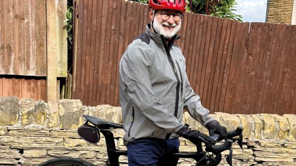 004_005_CYCLE127_FREEWHEELING_Fabian Hamilton.jpg