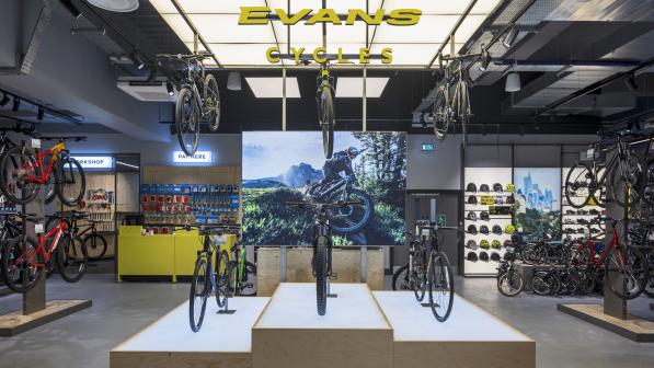 Evans Cycles-Bikes 1.jpg