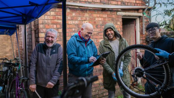 Hassona_StHelens_BikeShed_ maintenance_2022-08 copy.jpg