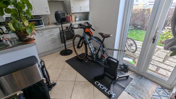Review Tacx Blue Matic turbo trainer Cycling UK