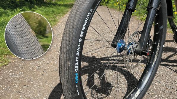 Schwalbe G-One Speed Pro TLR tyre with inset.jpg