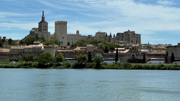Via Rhona_Lyon to Avignon_Crisscrossing the River Rhone_Chris Borges_23.jpg