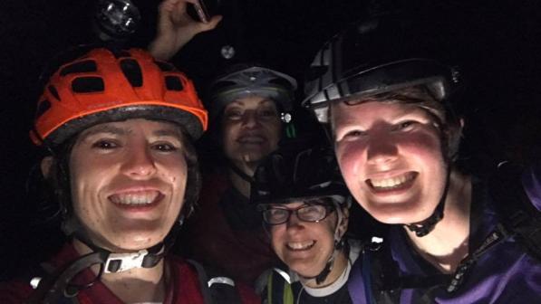 Surrey Hills MTB Chix on a night ride