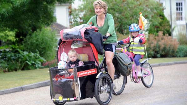 Josie Dew rides a Nihola cargo trike 