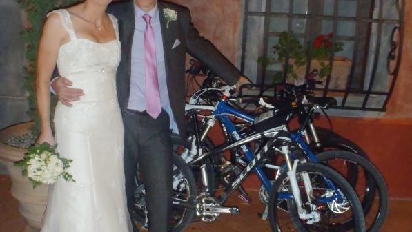 Sara and Carl on their wedding day