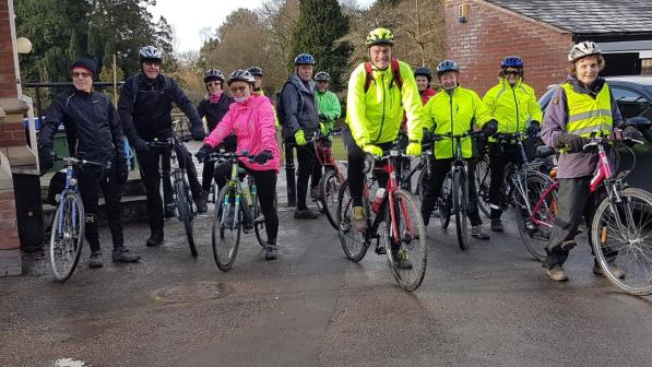 Riders ready to leave Bruntwood Hall 