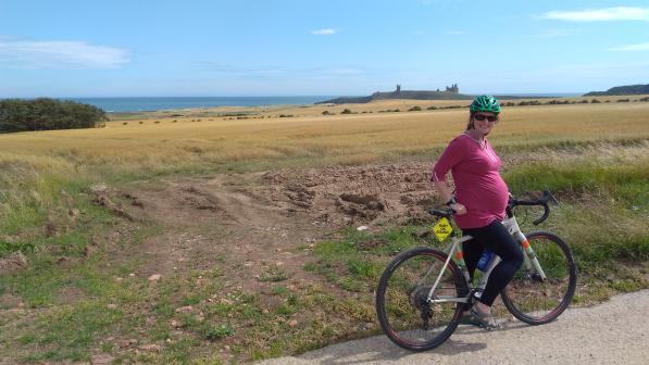 Laura Moss cycling at 37 weeks pregnant 