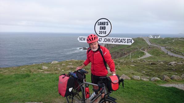 Bob Tinley sets off from Lands End