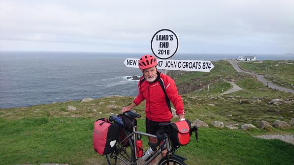 Bob Tinley sets off from Lands End 