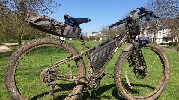 Beerbabe frame bag on a Surly ECR mountainbike