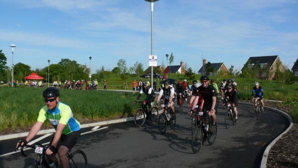 Cyclists at the Fleet Flyer 2018