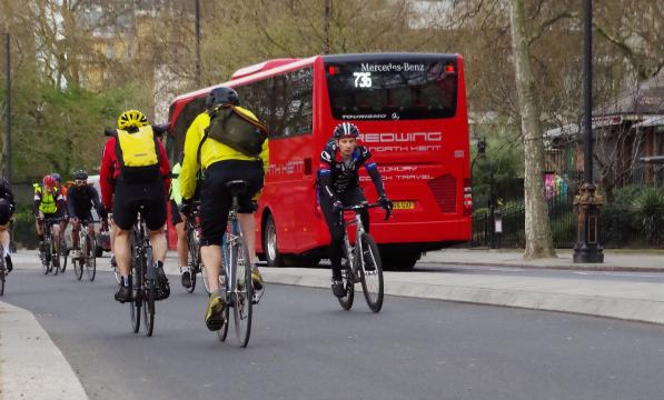 MPs urge Government to encourage more cycling and walking to tackle cliamte change