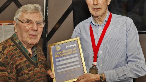 Ray Clay receives his Certificate of Appreciation from President of Leicestershire and Rutland CTC Jim Gerrard. Photo by Dave Binksstershire and Rutland CTC Jim Gerrard. Photo by Dave Binks