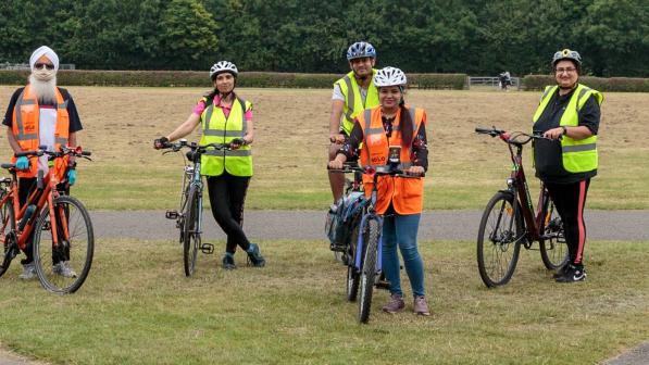 Eid by bike picnic. Photo by Wayne Fox