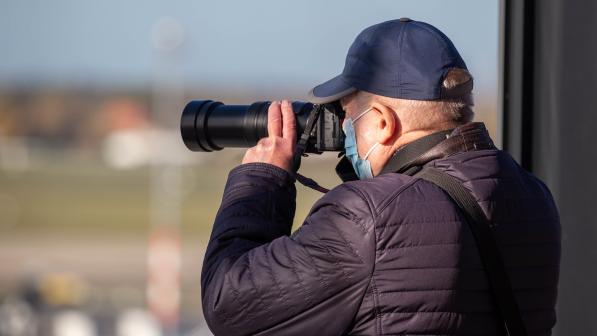 Telephoto lenses can distort the distances between people