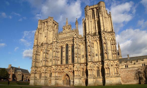 Wells cathedral cycle route